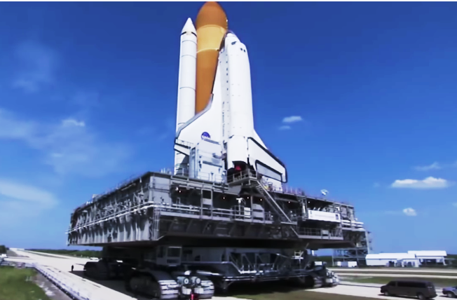 NASA crawler-transporter biggest vehicle machine